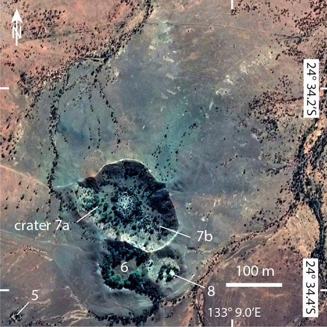 Henbury Crater được tạo thành bởi nhiều miệng hố sơ cấp và thứ cấp lớn nhỏ khác nhau - Ảnh: Geochimica et Cosmochimica Acta