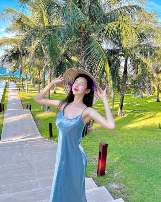 Body đẹp như photoshop của nữ blogger mê trái cây Việt Nam - 3