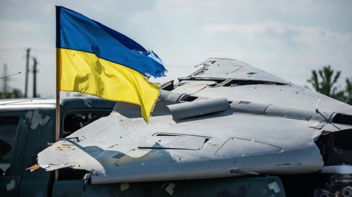 Một chiếc UAV loại Geran-2 của Nga bị Ukraine thu được trong tình trạng tương đối nguyên vẹn. Ảnh: PravdaUkraine