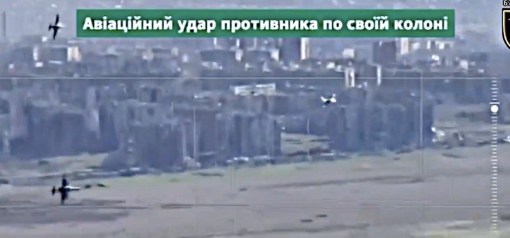Các cường kích Su-25 yểm trợ tầm gần trong giao tranh với lực lượng phòng thủ Ukraine ở thành phố Chasov Yar.