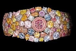 Media - Chiếc đồng hồ trị giá 55 triệu USD có gì đặc biệt?