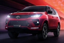 Đây là chiếc Toyota Fortuner hiệu suất cao vừa ra mắt, giá 1,3 tỷ đồng