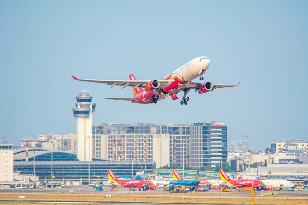 Trong số các hãng hàng không, Vietjet luôn là hãng bay có giá vé tốt, được nhiều hành khách đặt mua (ảnh: T.L)