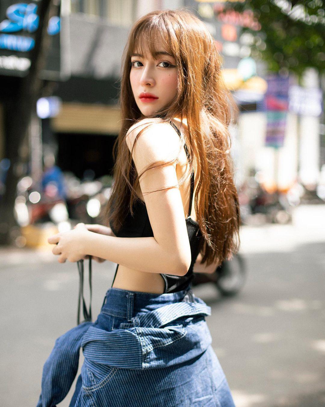 Hot girl Việt từng "gây sốt" vì xinh như Địch Lệ Nhiệt Ba giờ ra sao? - 7