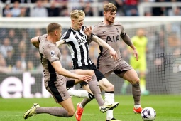 Bóng đá - Video bóng đá Newcastle - Tottenham: Tan nát 4 bàn, &quot;Gà trống&quot; văng top 4 (Ngoại hạng Anh)