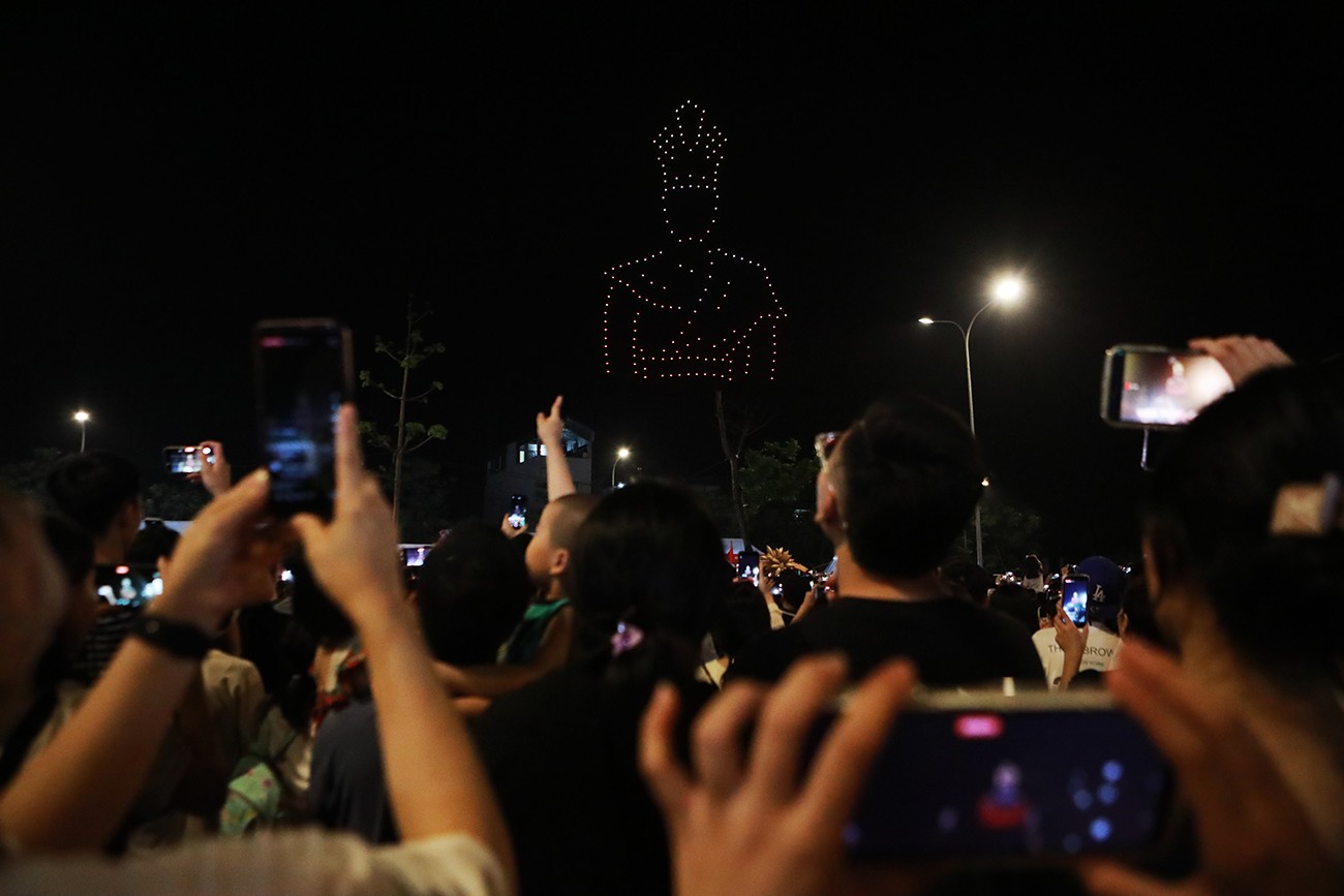 Hình ảnh Tản viên Sơn Thánh.