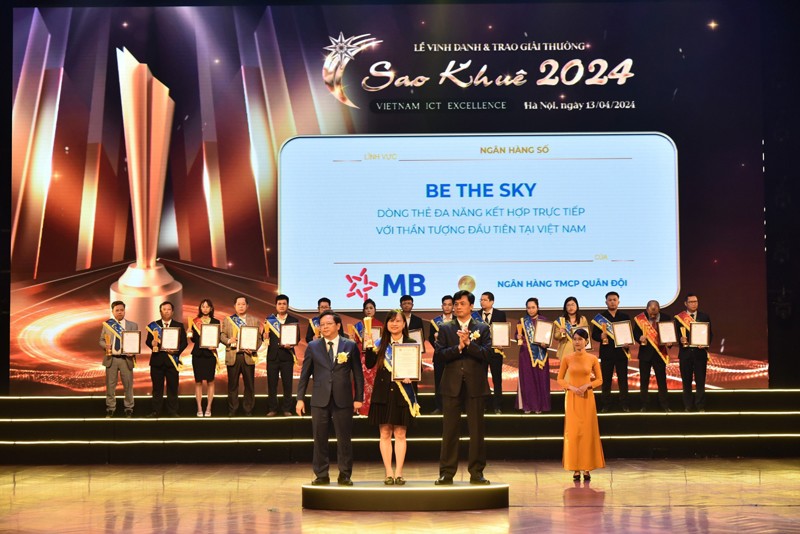 MB được vinh danh tại giải thưởng Sao Khuê 2024 - 1