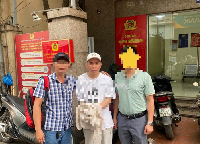 Công an bắt đối tượng truy nã Ngô Văn Bảy đang lẩn trốn tại Hà Nội (Ảnh: CABD)
