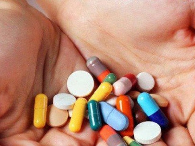 Tuyệt đối không ăn những loại thực phẩm này khi đang uống thuốc