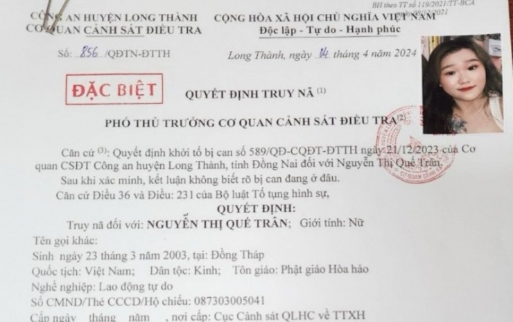 Quyết định truy nã Trân trước đó (do Biên phòng cung cấp).