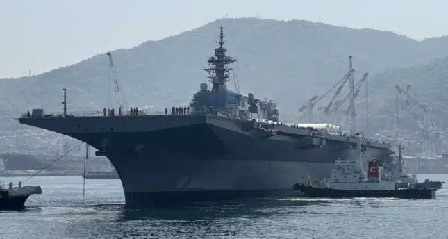 Tàu đổ bộ trực thăng Kaga của Nhật Bản được nâng cấp thành tàu sân bay. (Ảnh: Naval News)