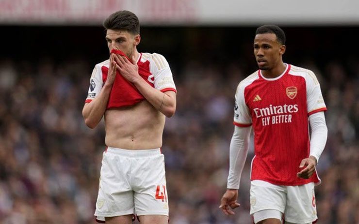 Arsenal đã chơi rất tốt từ đầu năm nhưng họ cũng trở nên ngày càng mệt mỏi