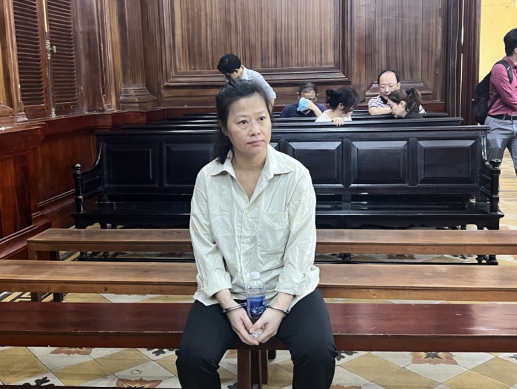 Bị cáo Trương Thị Kim Soan tại tòa. Ảnh: HỮU ĐĂNG