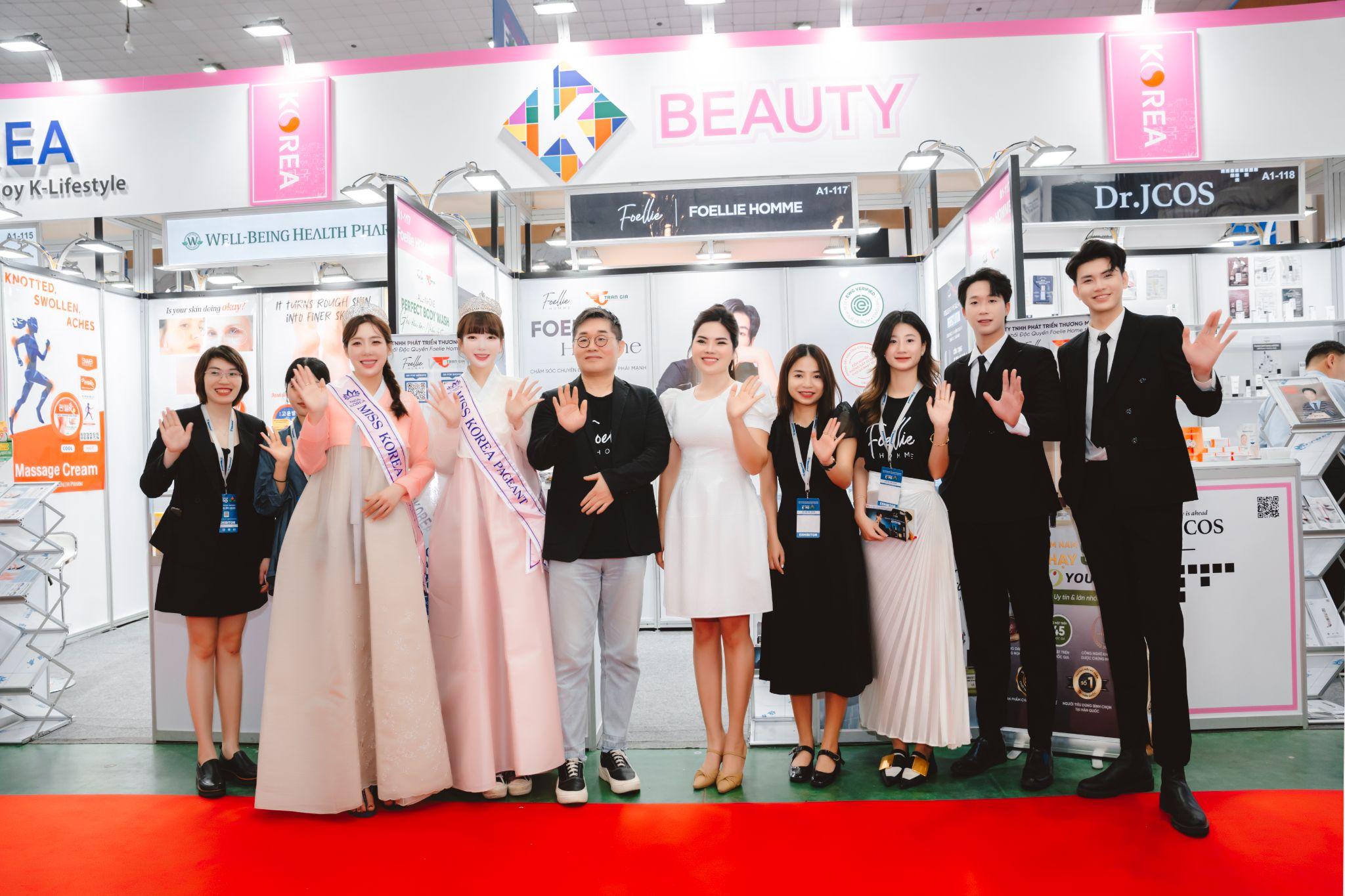 Gian hàng Foellie Homme tại Hội chợ Thương mại Quốc tế Vietnam Expo 2024