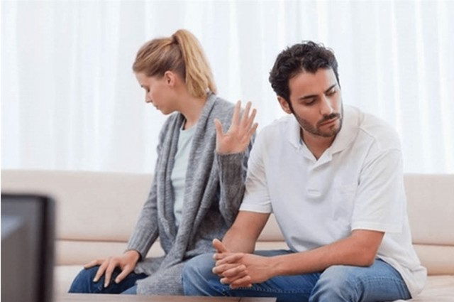 Những người đã có gia đình nhưng thích “tình một đêm”, ham của lạ... sẽ nhận kết cục đau thương, tai họa cho cuộc đời và sự nghiệp. Ảnh minh họa