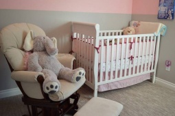 Bạn trẻ - Cuộc sống - Bé trai 5 tháng tuổi bị cô bảo mẫu bạo hành tàn ác