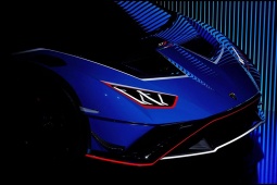 Ngắm xe - Lamborghini tung ra phiên bản cuối cùng cho dòng xe Huracan