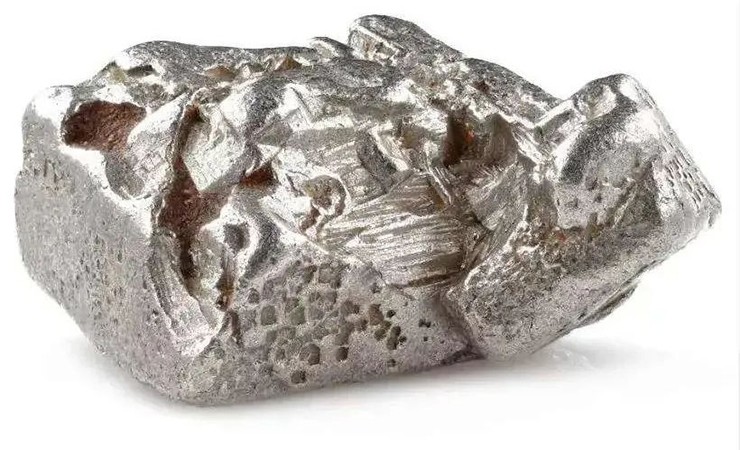 Rhodium không dễ phản ứng với oxy, khiến nó trở thành kim loại quý và là chất xúc tác lý tưởng, chống lại cả sự ăn mòn và oxy hóa. 