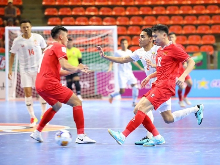 Kết quả bóng đá Việt Nam - Myanmar: Trừng phạt sai lầm, “người nhện“ rực sáng (Futsal châu Á)
