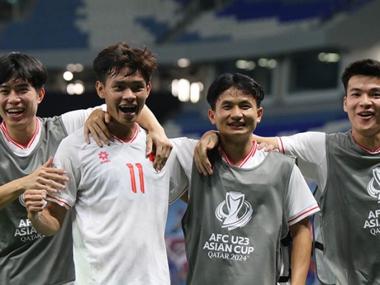Bảng xếp hạng U23 châu Á: U23 Việt Nam xuất sắc giật ngôi đầu, U23 Malaysia thê thảm
