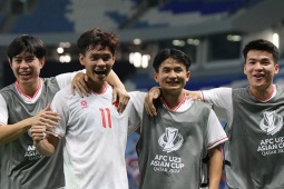 Bóng đá - Bảng xếp hạng U23 châu Á: U23 Việt Nam xuất sắc giật ngôi đầu, U23 Malaysia thê thảm