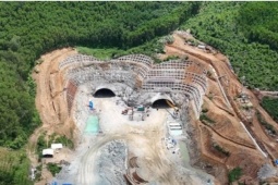 Tin tức trong ngày - Dự án cao tốc Quảng Ngãi - Hoài Nhơn sau hơn 1 năm thi công giờ ra sao?