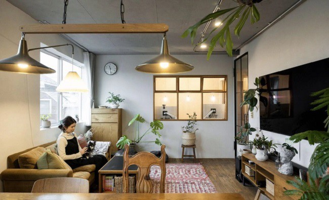 Naoko, một nữ kiến trúc sư người Nhật Bản đã tự tay thiết kế ngôi nhà của riêng mình.
