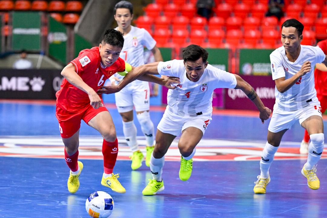 Đội tuyển futsal Việt Nam bị chia điểm trong ngày ra quân giải châu Á gặp Myanmar. (Ảnh: AFC)
