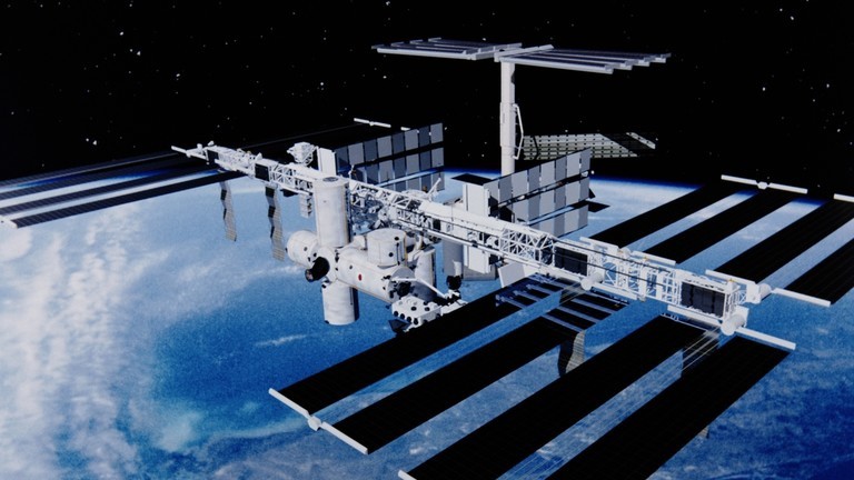 ISS: "Vật thể nhân tạo" ngoài không gian đắt nhất thế giới có gì đặc biệt? - 1