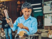 Thị trường - Tiêu dùng - Nghệ nhân “phù phép” thứ bỏ đi thành sản phẩm giá nửa triệu đồng