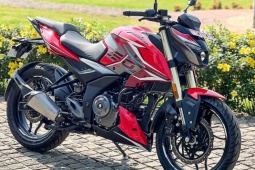 Thế giới xe - Bajaj Pulsar N250 2024: Naked-bike rất hiện đại mà giá chỉ tương đương Winner X