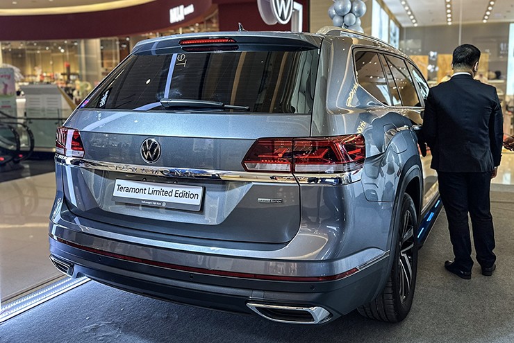 Ảnh thực tế mẫu xe Volkswagen Teramont Limited Edition có giá bán hơn 2,1 tỷ đồng - 4