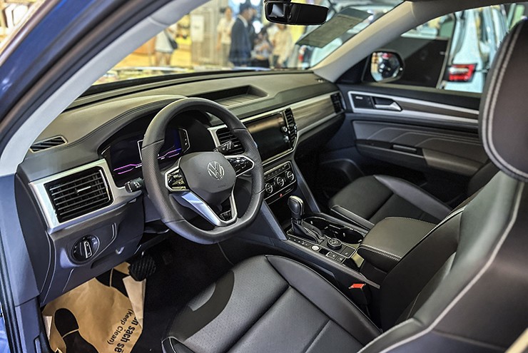 Ảnh thực tế mẫu xe Volkswagen Teramont Limited Edition có giá bán hơn 2,1 tỷ đồng - 13