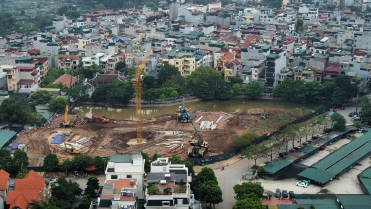Có thể kể đến như Dự án Xây dựng Trường Tiểu học Hoàng Liệt tại ô đất F4/TH2 (TH2), chủ đầu tư là Ban Quản lý dự án quận Hoàng Mai. Nhà thầu là liên danh Công ty CP Xây dựng và Thương mại Phú Cường - Công ty CP Đầu tư xây dựng ĐKCC - Công ty TNHH Xây dựng thương mại Nam An với giá trúng thầu là 190,048 tỷ đồng...