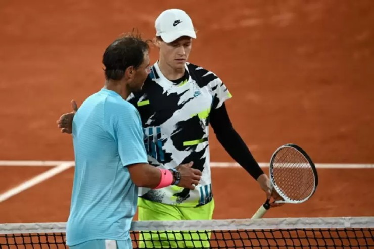 Nadal (trái) có thể tự tin nếu đụng độ Sinner (bên phải) ở Madrid Open 2024