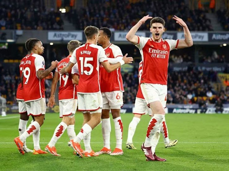 Thắng Wolves giúp Arsenal lấy lại khí thế trong cuộc đua vô địch Premier League