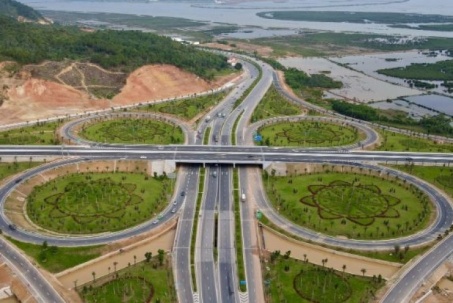 Nút giao thông hình hoa khổng lồ tại Việt Nam xây hết trăm tỷ, nằm ở đâu?