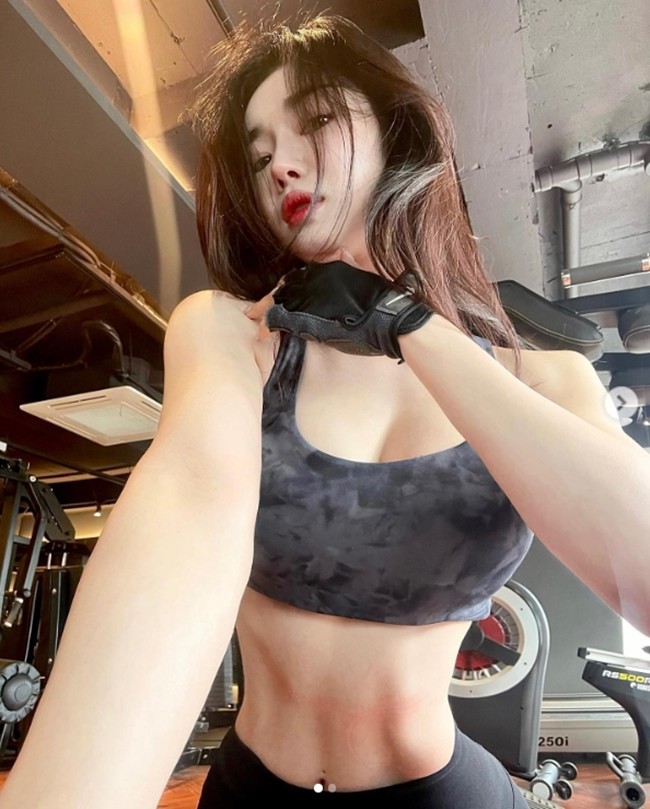 Học lỏm bí quyết da sáng dáng xinh từ cô nàng chuẩn "con người ta" - 6