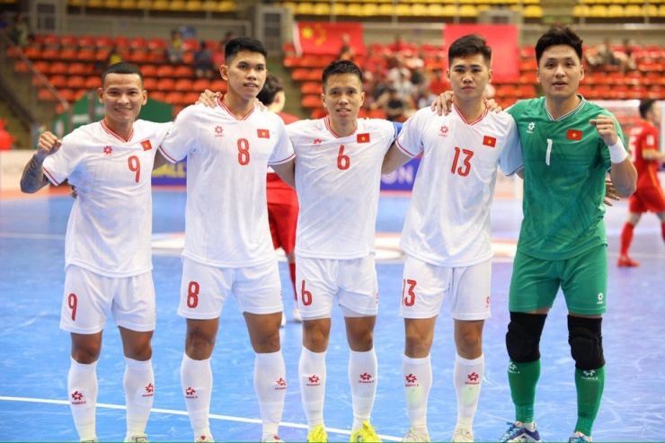 Futsal Việt Nam quyết tâm thắng Uzbekistan để lần thứ ba liên tiếp có vé dự World Cup. ẢNH: ANH HỒNG