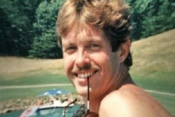 Yêu phụ nữ có chồng, triệu phú bị sát hại thương tâm: Vụ nổ súng bất thường