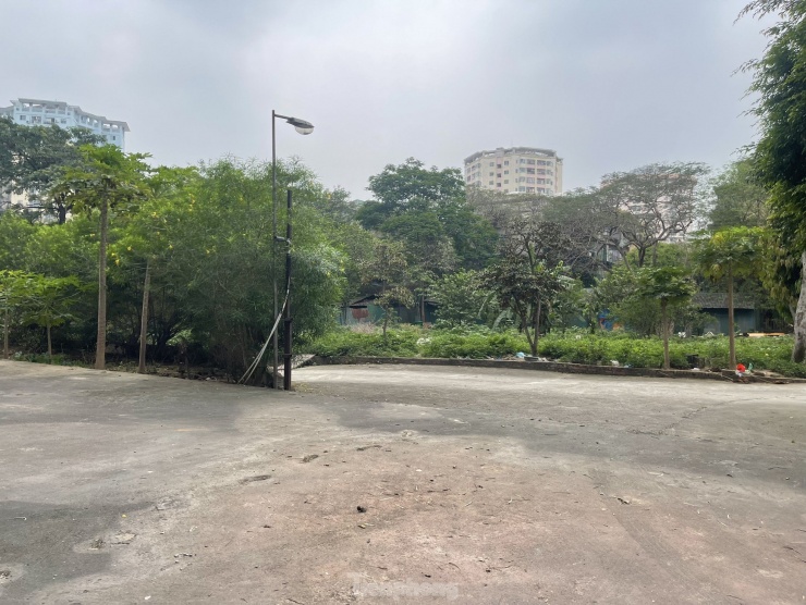 Bệnh viện hơn 1.000 tỷ đồng bị bỏ hoang trên đất &#39;vàng&#39; Thủ đô sau nhiều năm giờ ra sao? - 13