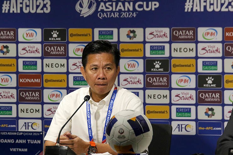 Họp báo U23 Việt Nam - U23 Uzbekistan: HLV Hoàng Anh Tuấn nói về đối thủ ở tứ kết - 1