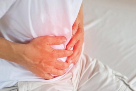 Thường xuyên bị tiêu chảy, người đàn ông đi khám phát hiện cùng lúc 5...