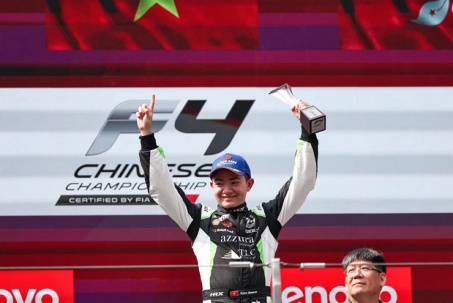Nóng nhất thể thao tối 24/4: Tay đua 16 tuổi người Việt Nam lần đầu dự giải đua xe F3 thế giới