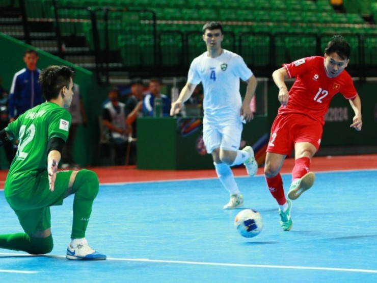 “Thót tim“ xem futsal Việt Nam tranh suất World Cup: Cột dọc từ chối “vé vàng“