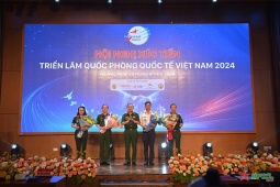 Triển lãm Quốc phòng quốc tế Việt Nam 2024 thu hút khách quốc tế, doanh nghiệp nước ngoài tham dự