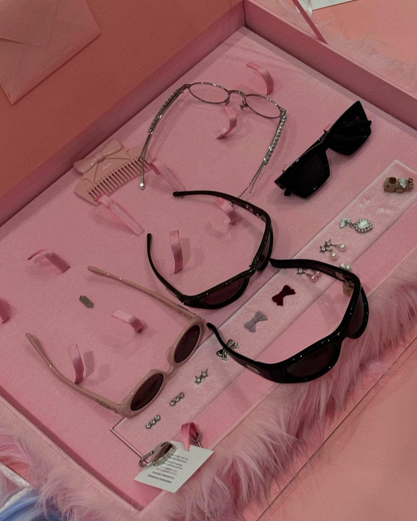 Jennie của BlackPink và Gentle Monster ra mắt sự hợp tác mới - 2