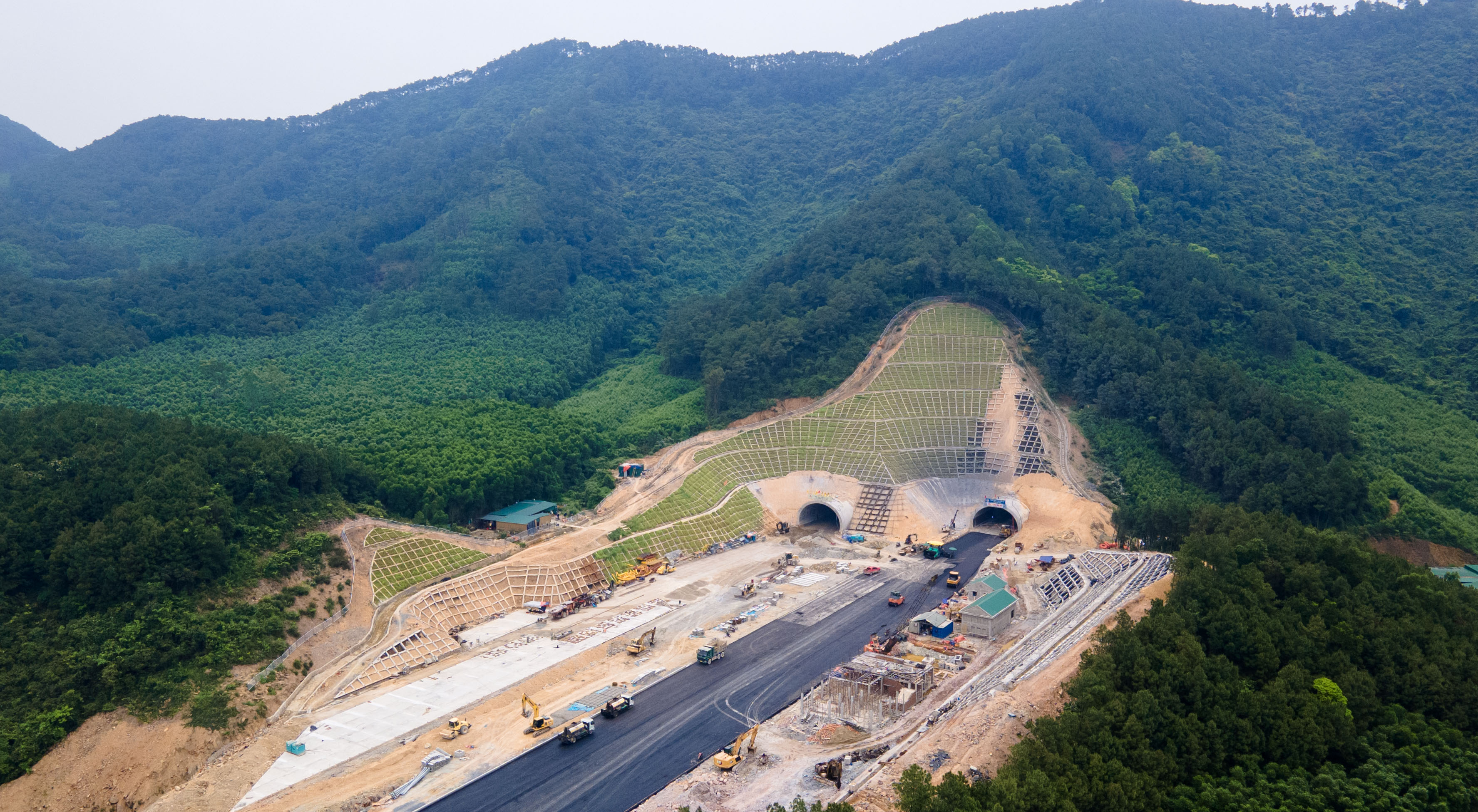 Cao tốc Diễn Châu - Bãi Vọt: Rút ngắn thời gian di chuyển từ Hà Nội đến Vinh