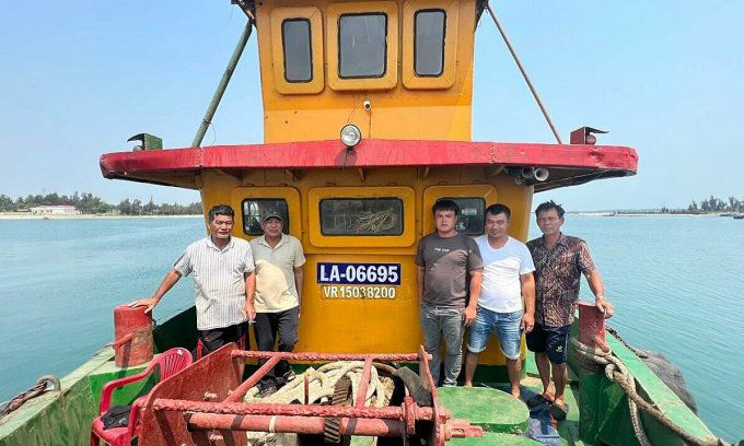 Những thuyền viên chụp hình trước khi xuất bến như trong danh sách đăng ký, song qua nhận diện các thi thể thì lại hoàn toàn khác. Ảnh: Cảng vụ hàng hải