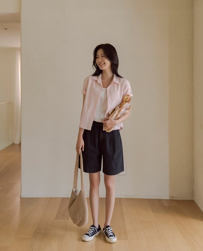 9 cách diện sơ mi ngắn tay vừa xinh vừa mát - 3